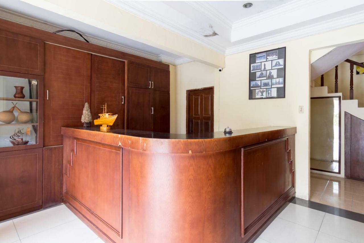 מדאן Oyo 1030 Hotel Bumi Asih מראה חיצוני תמונה