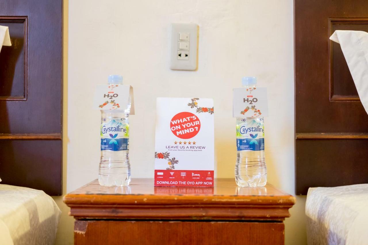מדאן Oyo 1030 Hotel Bumi Asih מראה חיצוני תמונה