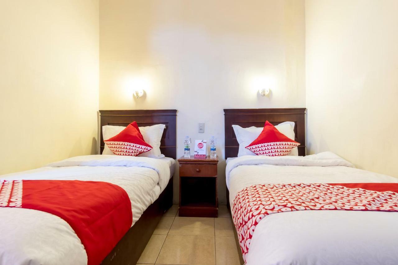 מדאן Oyo 1030 Hotel Bumi Asih מראה חיצוני תמונה